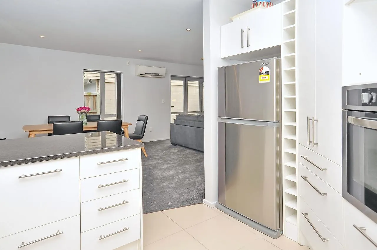 Regents 94A - Christchurch Holiday Homes Новая Зеландия