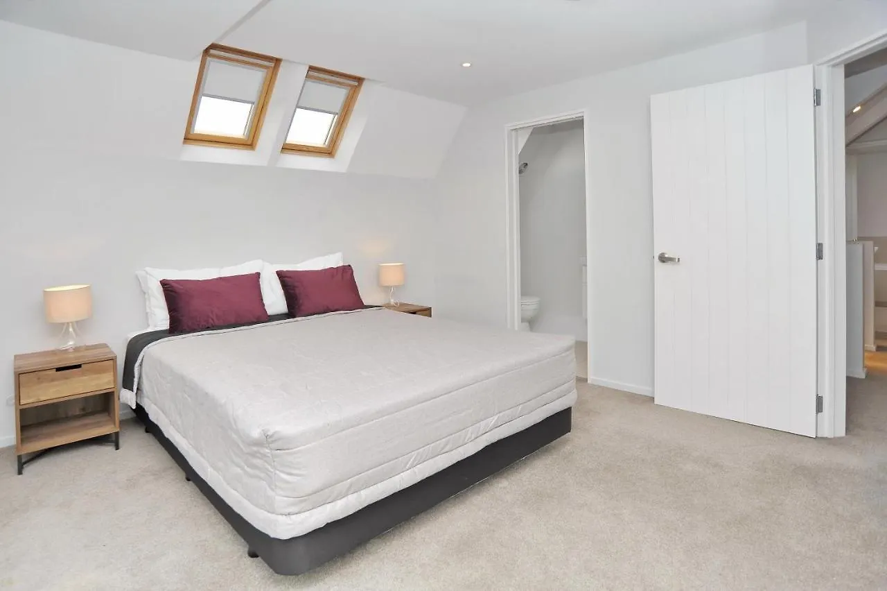 Regents 94A - Christchurch Holiday Homes
