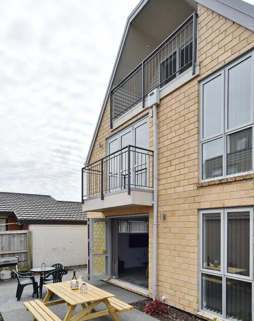 Regents 94A - Christchurch Holiday Homes